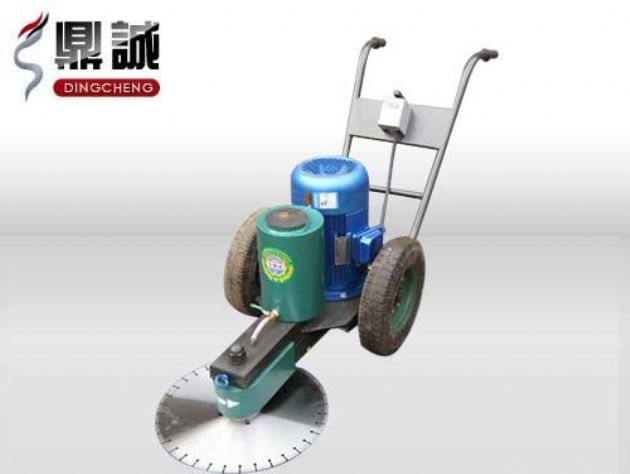 點(diǎn)擊查看詳細(xì)信息<br>標(biāo)題：手推式切樁機(jī) 閱讀次數(shù)：14486