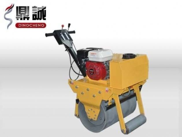 點(diǎn)擊查看詳細(xì)信息<br>標(biāo)題：輕型手扶式單鋼輪壓路機(jī) 閱讀次數(shù)：13671