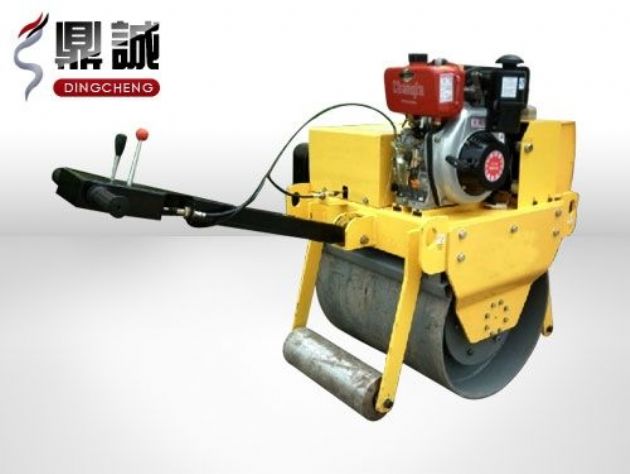 點(diǎn)擊查看詳細(xì)信息<br>標(biāo)題：重型手扶式單鋼輪壓路機(jī) 閱讀次數(shù)：14315