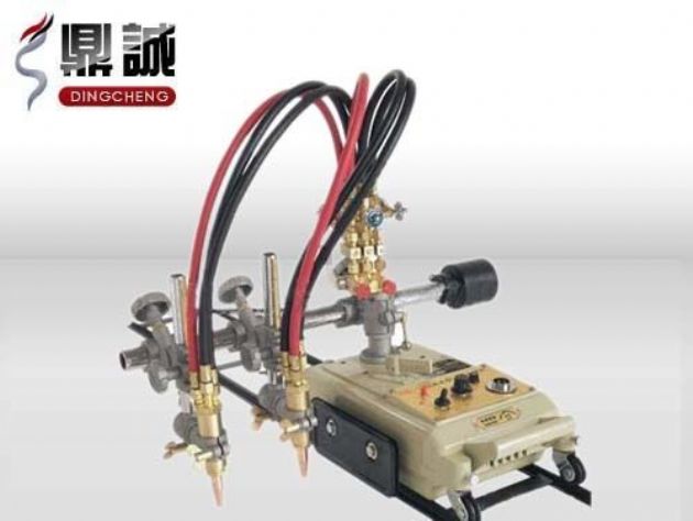 點(diǎn)擊查看詳細(xì)信息<br>標(biāo)題：雙頭多頭火焰切割機(jī) 閱讀次數(shù)：5213